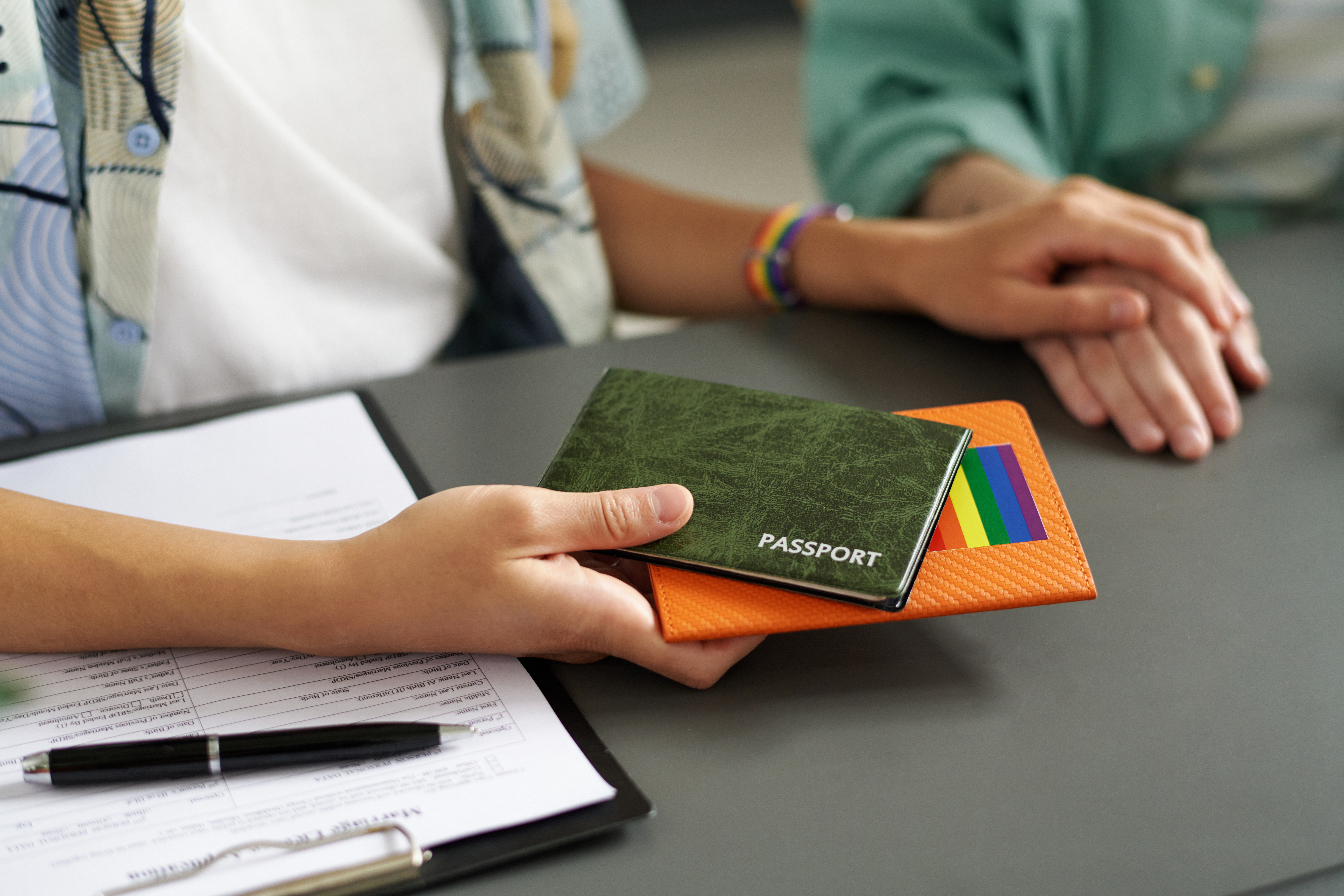 Passeport et accessoires pour le PVT